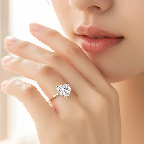 ハートシェイプダイヤ